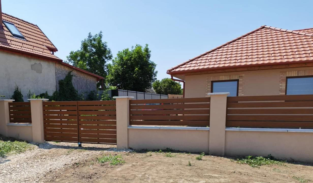 Aranytölgy Kerítéselem zárt profil