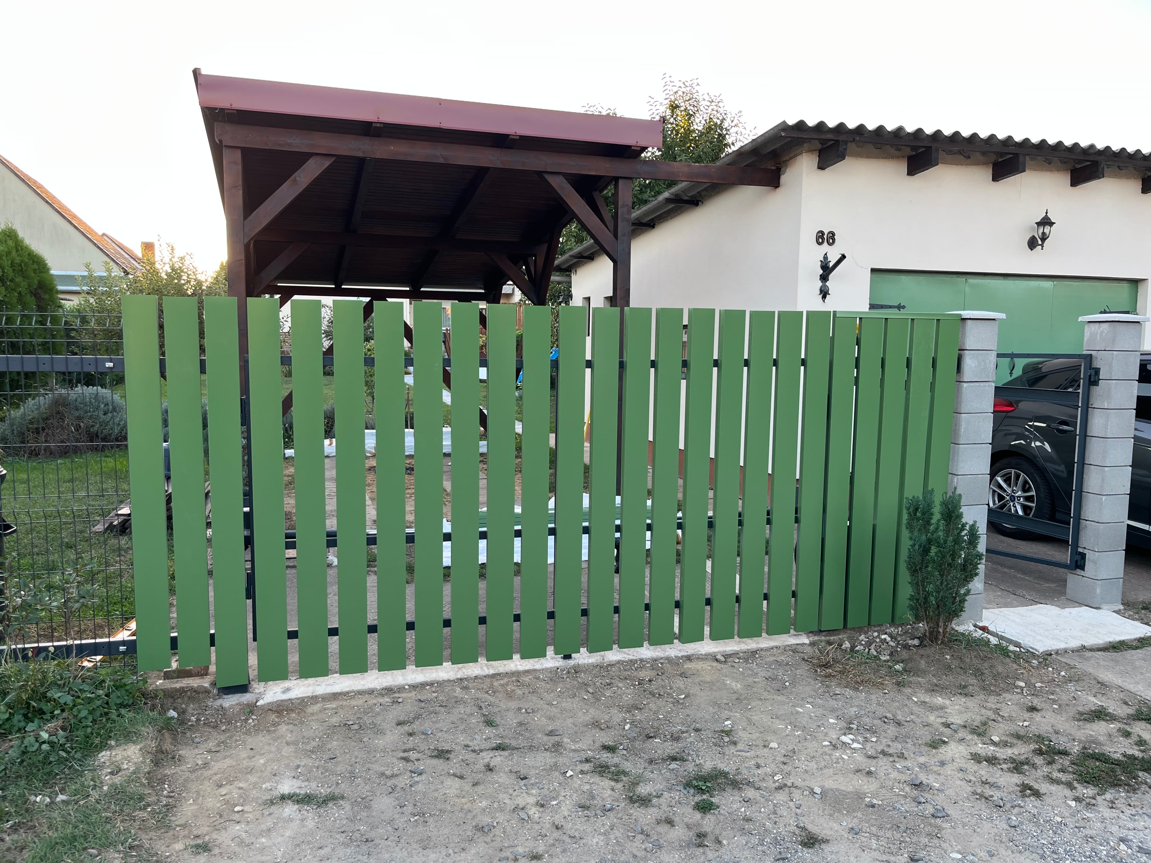 RAL 6011 Kerítéselem zárt profil