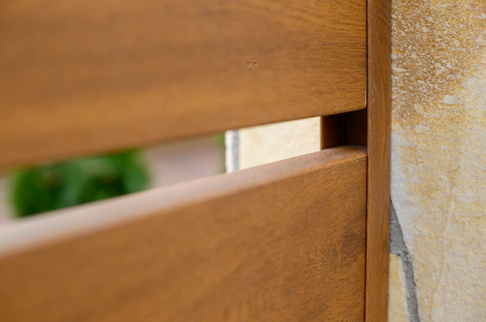 Aranytölgy Kerítéselem zárt profil