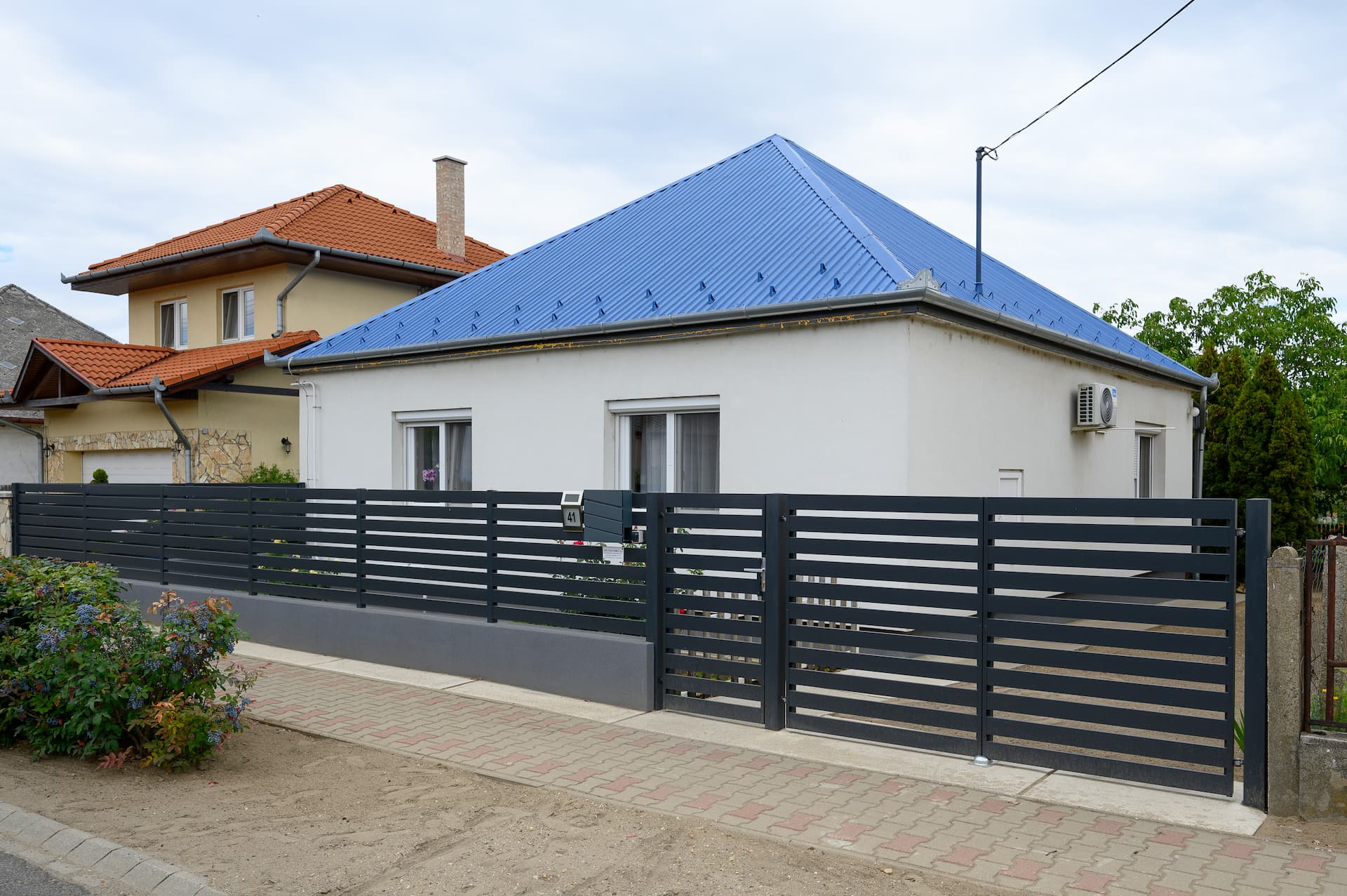 RAL 7016 Kerítéselem "C" profil